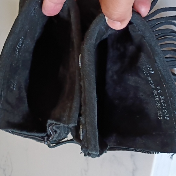 MINNETONKA SUEDE ANKLE BOOTS WOMEN'S - Picture 7 of 8